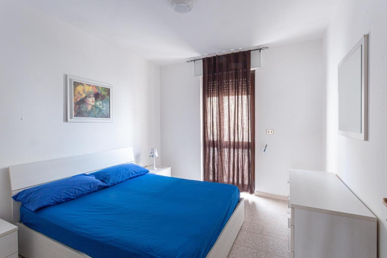 Appartamento A 150 M Dal Mare Climatizzato Con Bellissimo Patio Esterno Torre Pali Extérieur photo